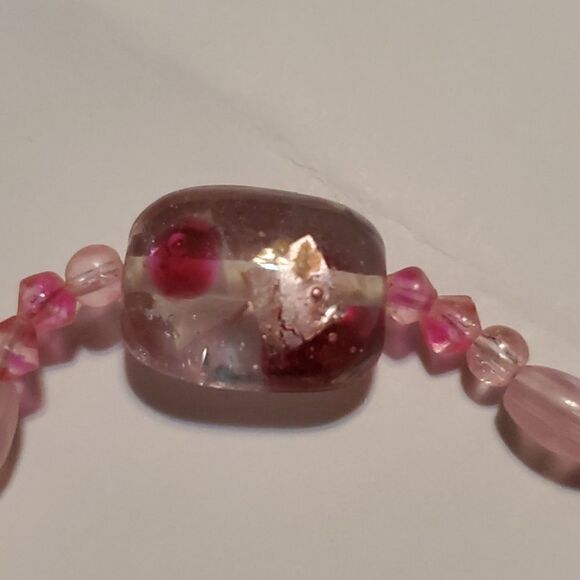 Handcrafted Pink Glass Beaded Jewelery Set - Picture 6 of 6